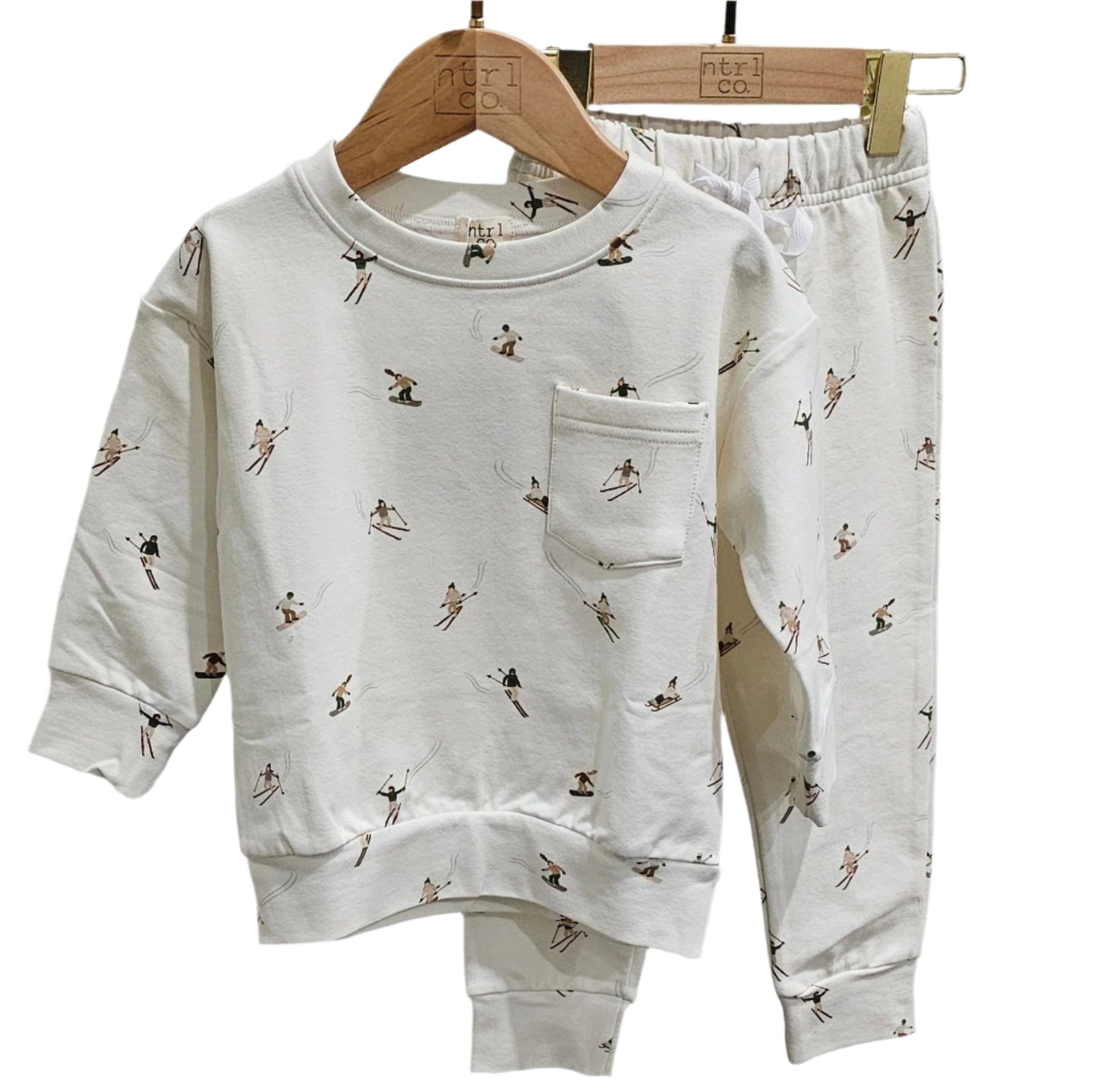 Snowy Slopes Jogger Set